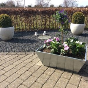 Plantebed i Corten eller galvaniseret stål på hjul